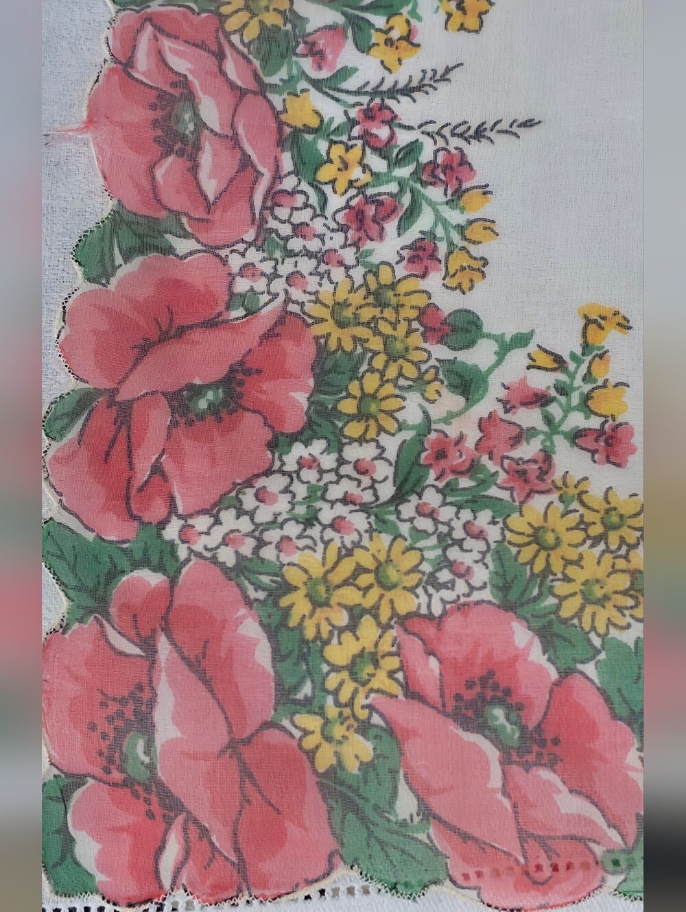 SHEER LARGE FLORAL GARDEN HANDKERCHIEF VINTAGE